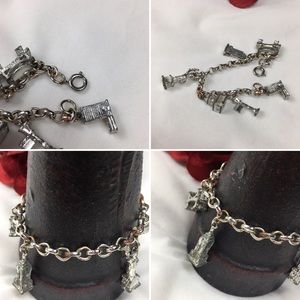 Vintage Jewelry - Vintage Silver Tone NYC Tourist Charm Bracelet Vintage Jewelry - Vintage Silver Tone NYC Tourist Charm Bracelet